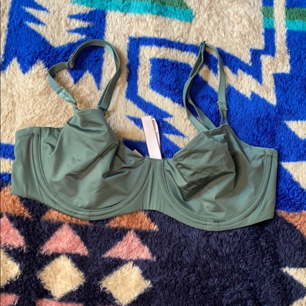 Victoria Secret Push-Up without Padding Bra
